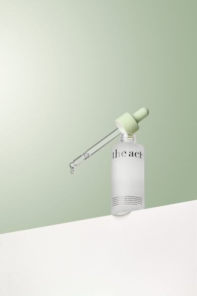 The Act Hydrating & Plumping Face Serum