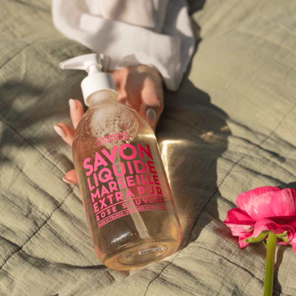 COMPAGNIE DE PROVENCE Rose Sauvage Wild Rose Liquid Marseille Soap 300 ml.