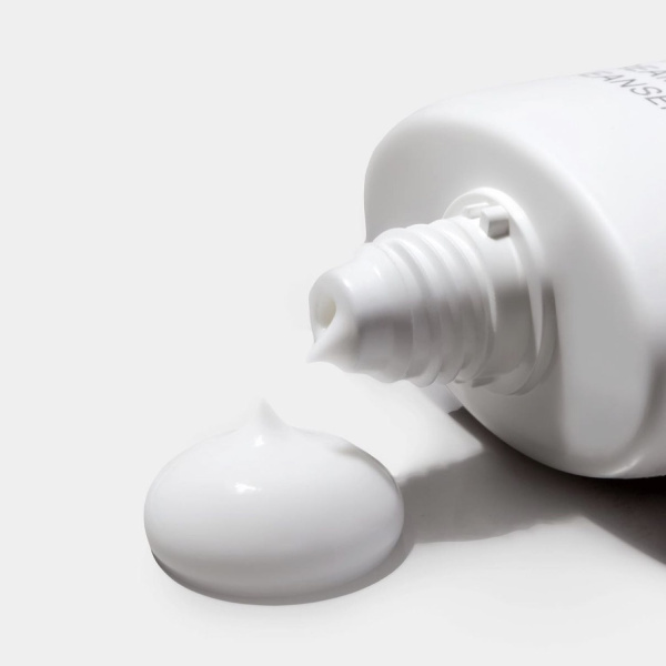 iS CLINICAL Cream Cleanser