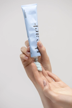 The Act Exfoliating Face Polish