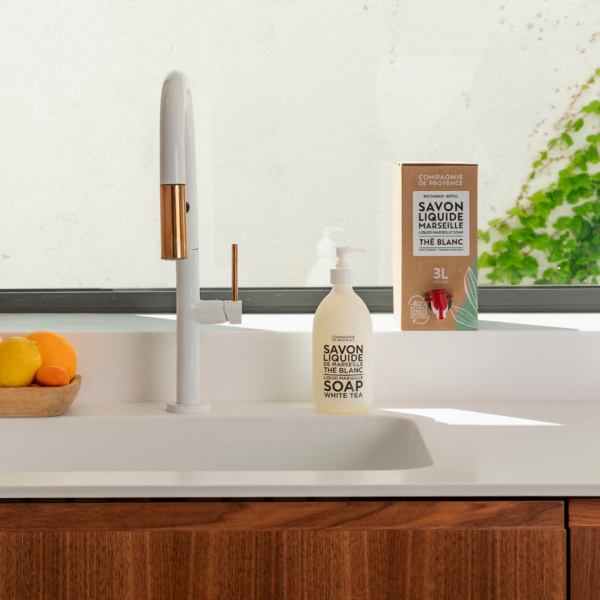 COMPAGNIE DE PROVENCE The Blanc White Tea Liquid Marseille Soap 300 ml.